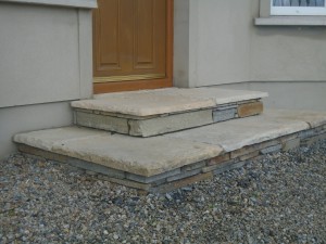 Simple Sandstone Steps      